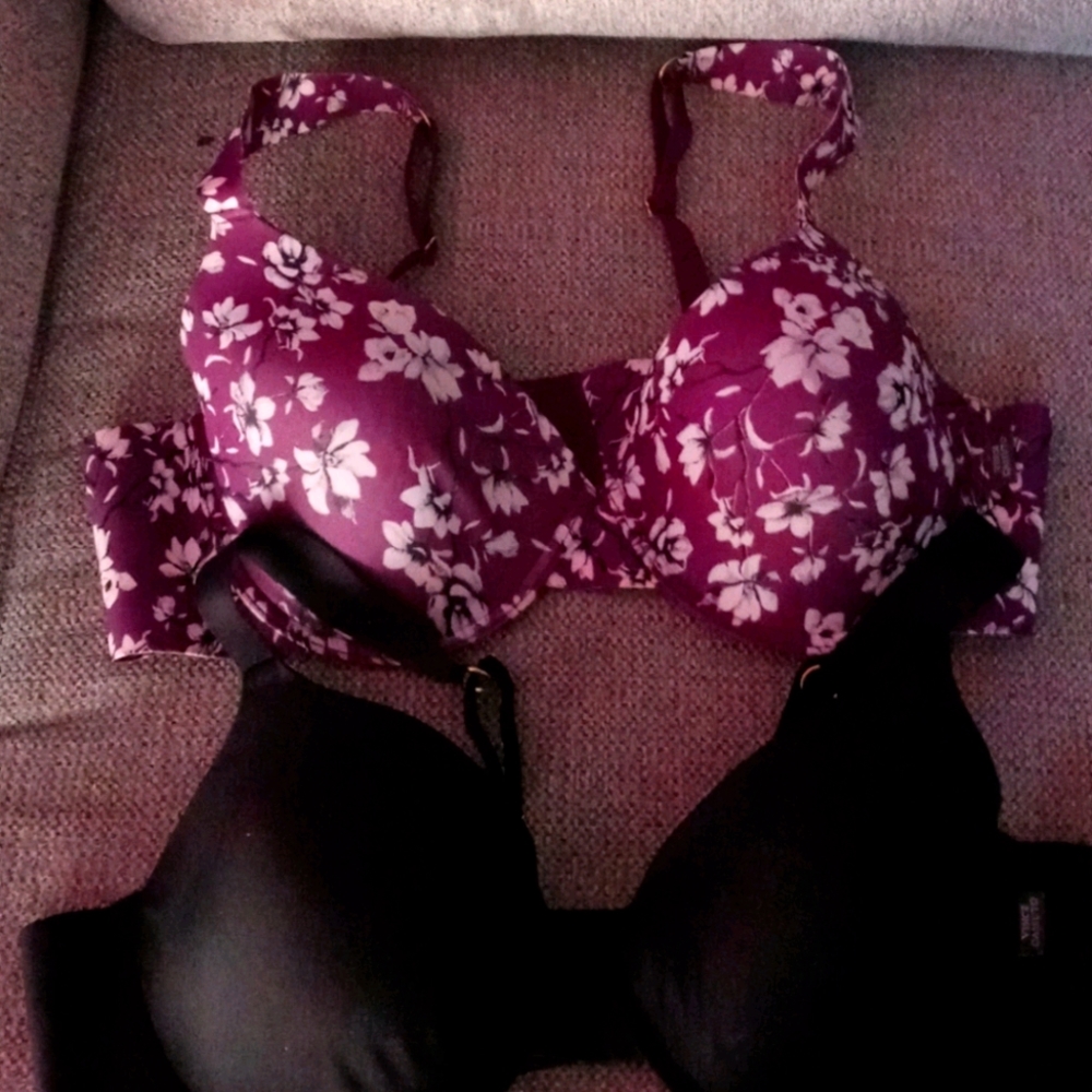 Vince Camuto 40D bra